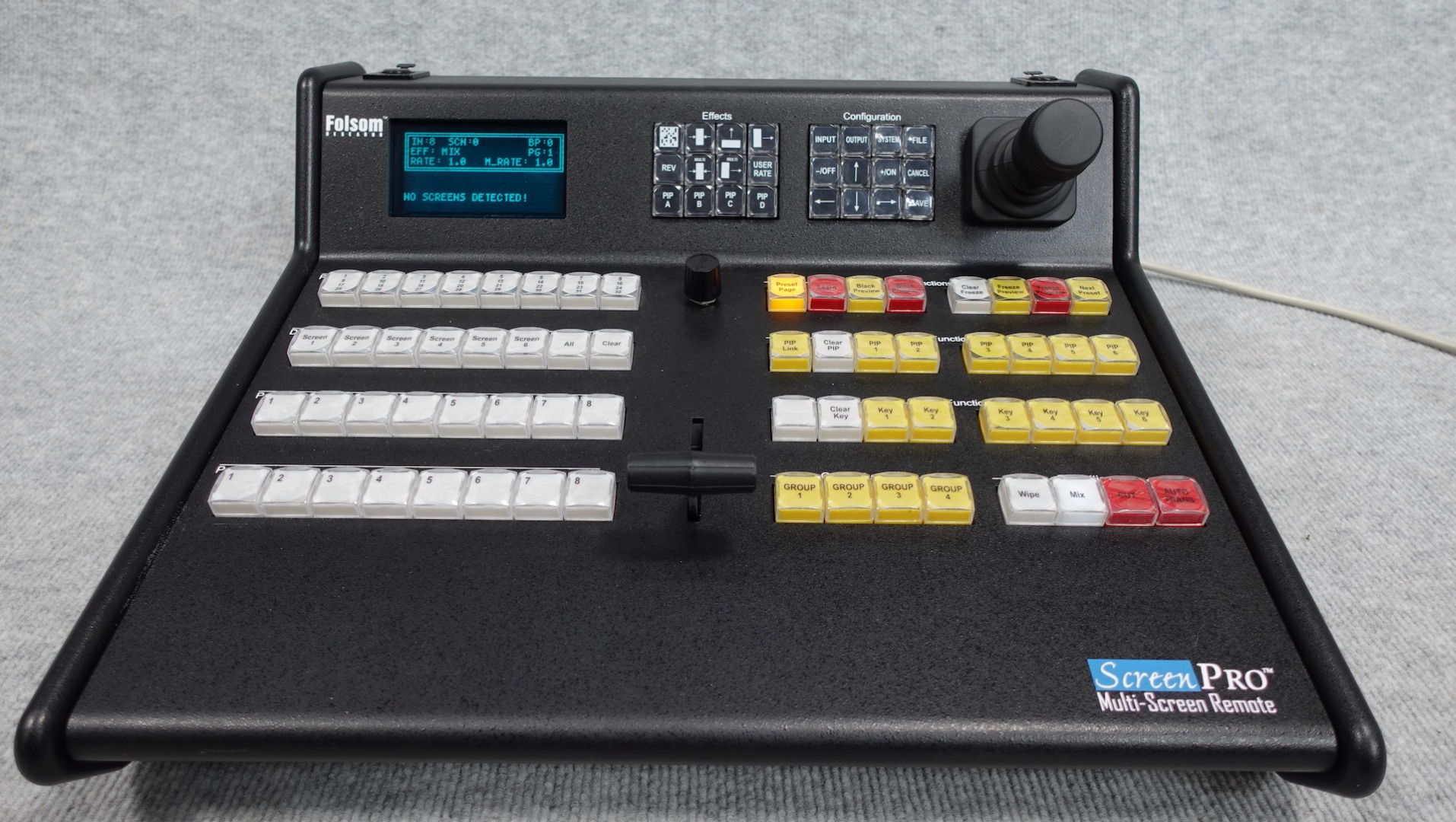 Folsom / Barco Screen Pro SPR2000 inkl. Remote 570 EUR Gebrauchte